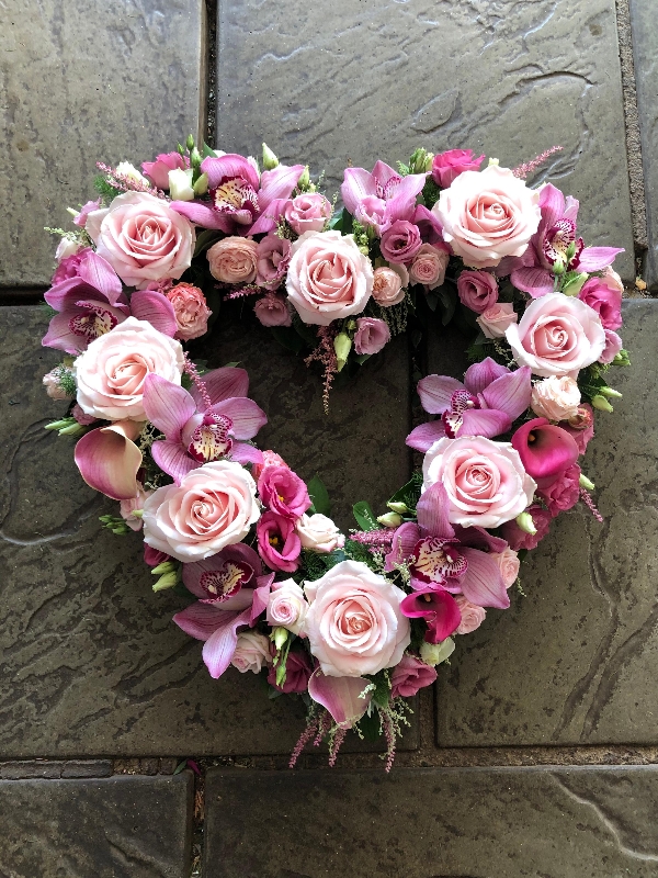 Luxury pink Open Heart